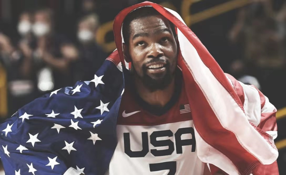 在客场比赛 在客场比赛